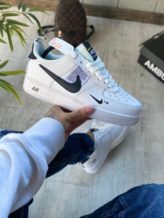 TENIS NIKE AF1 LEYENDA DAMA Y CABALLERO